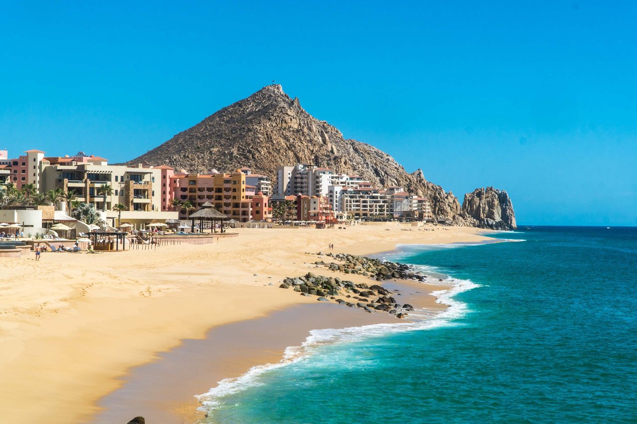 The Influence of Tourism on Los Cabos' Thriving Second Home Market