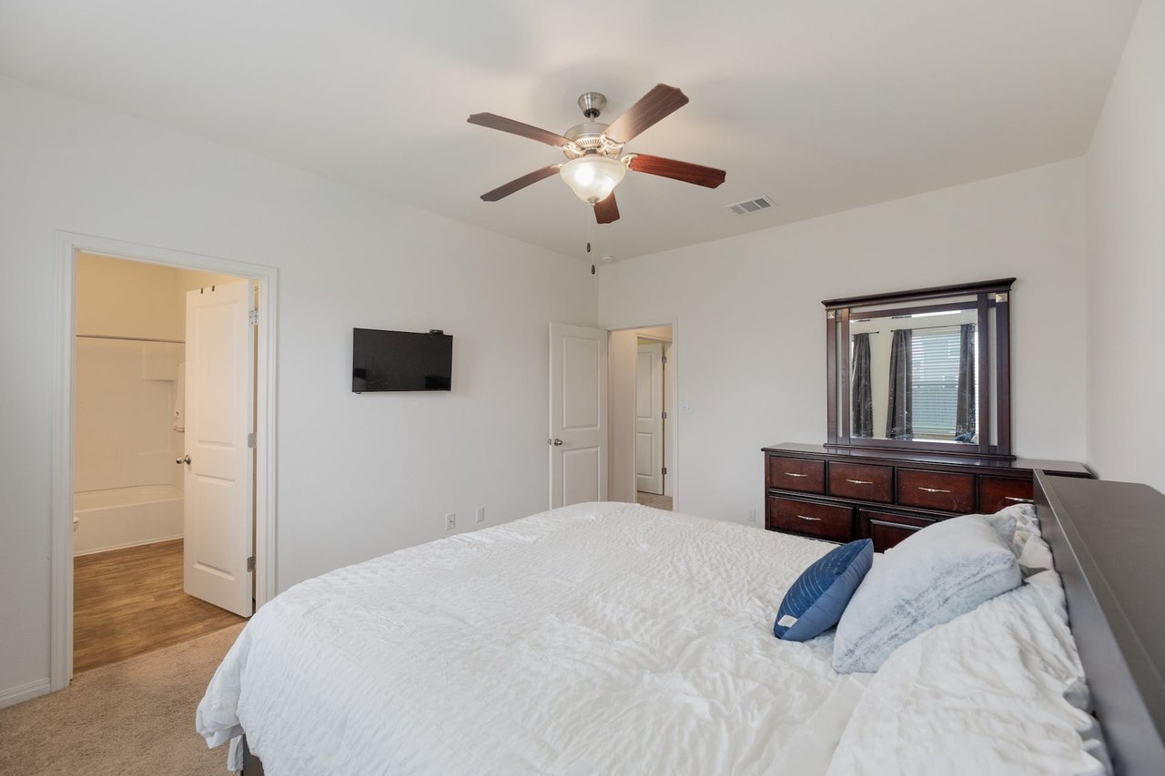 13912 Mark Christopher Way, Manor