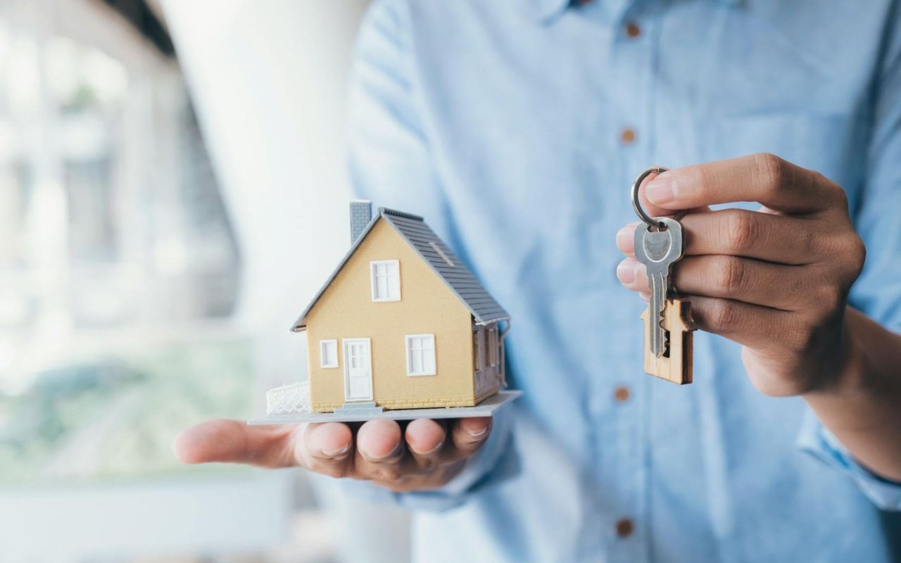A Guide To First-Time Home Buyer Programs, Loans, And Grants