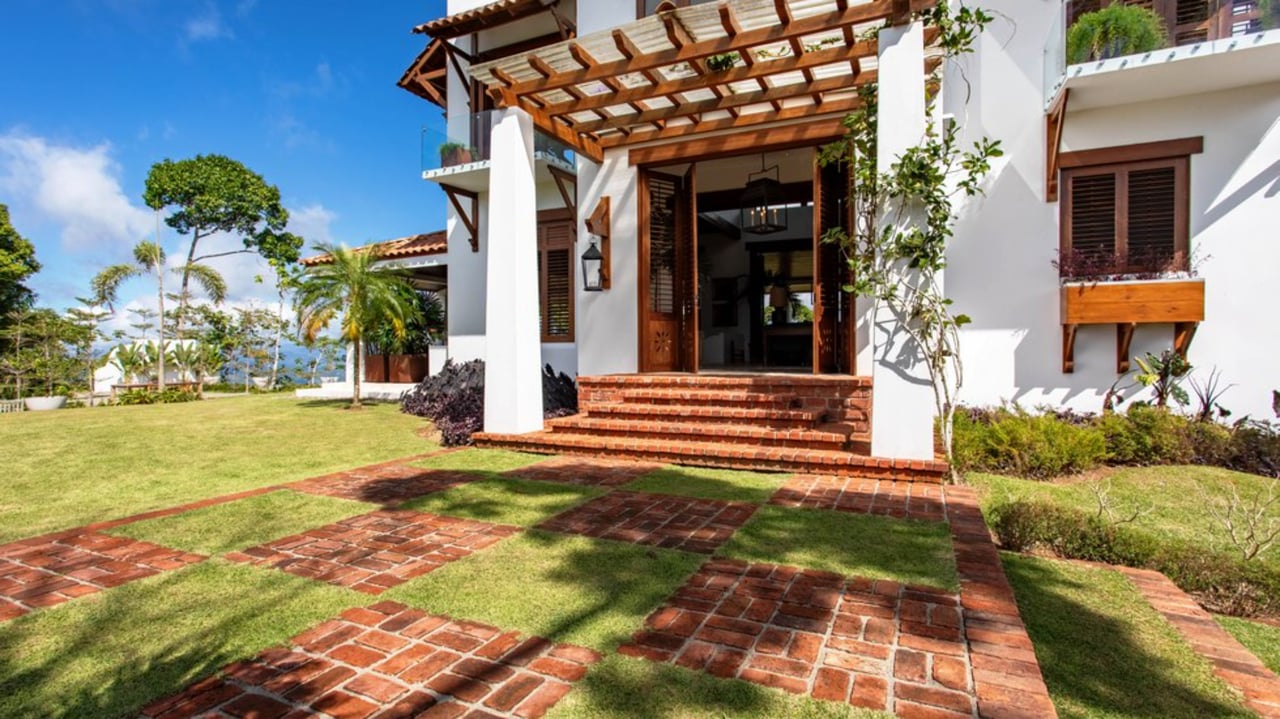 Colonial Estate Building Sites, Dominical, Puntarenas