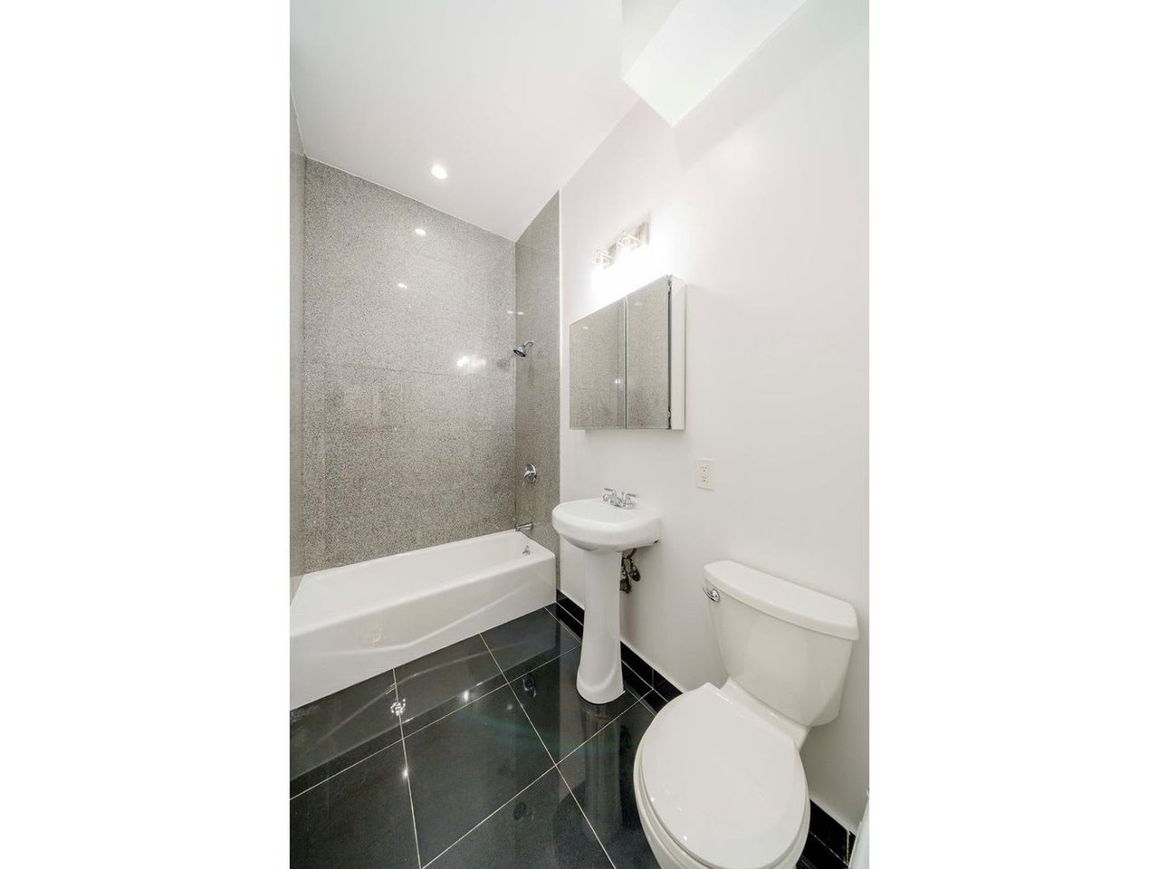 120 West 25th St, #2W