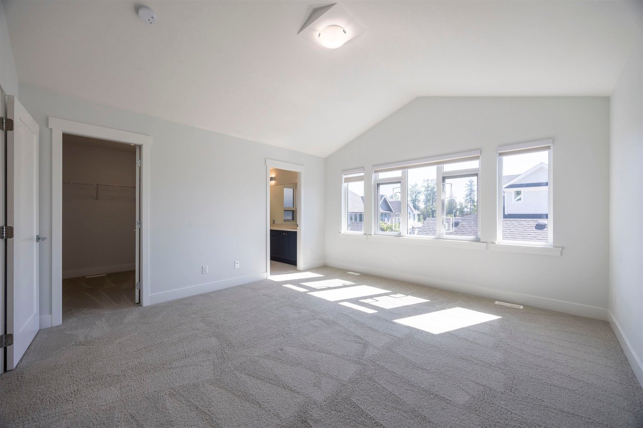 7846 204 St