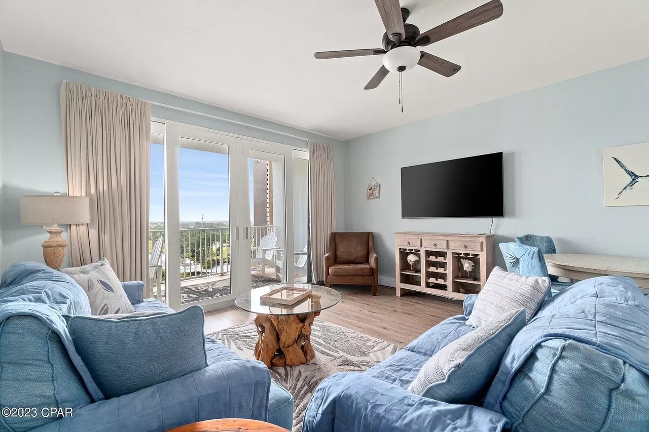 9902 S Thomas Drive Unit 1028