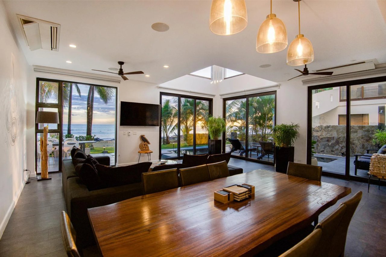 Titled Beachfront Luxury Estate, Jaco, Puntarenas