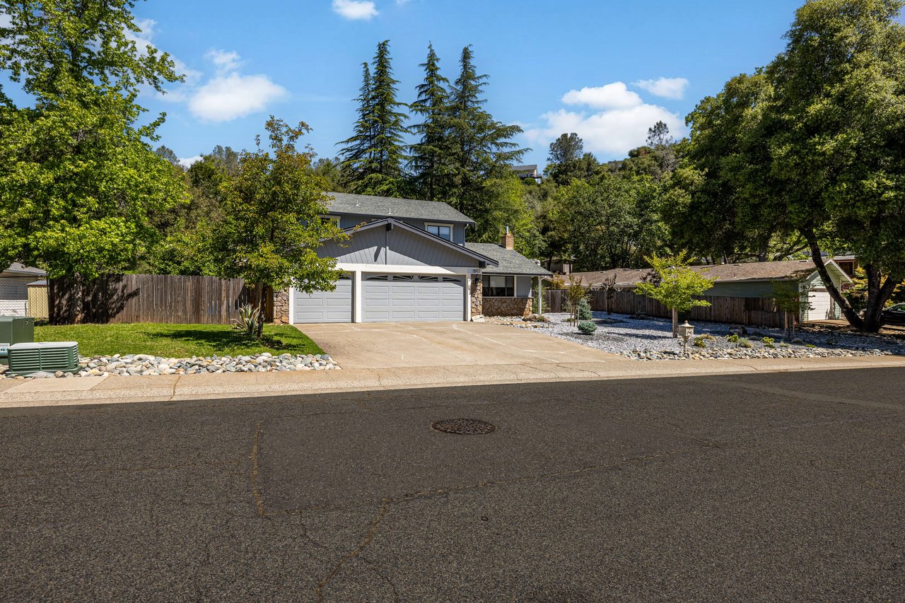 1543 Brendan Way, Placerville