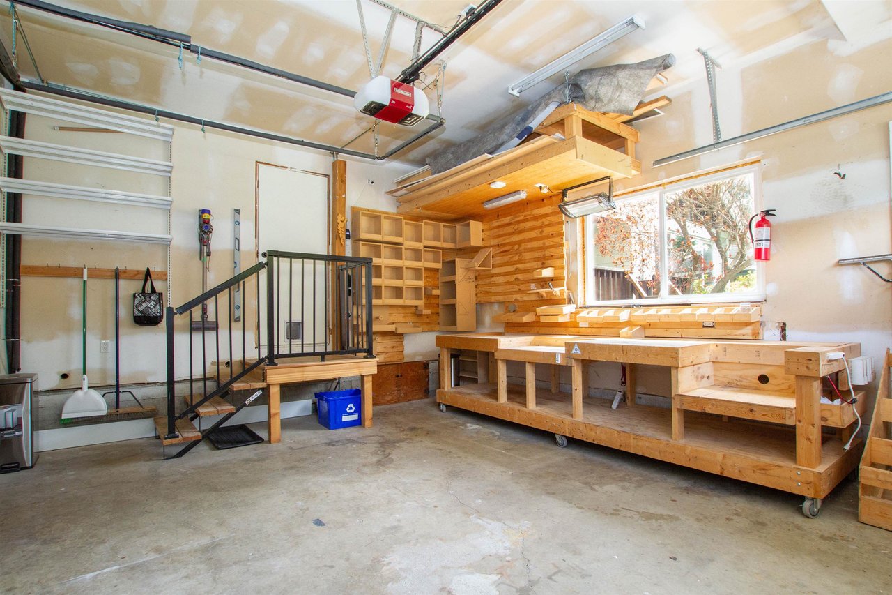1002 Cypress Pl