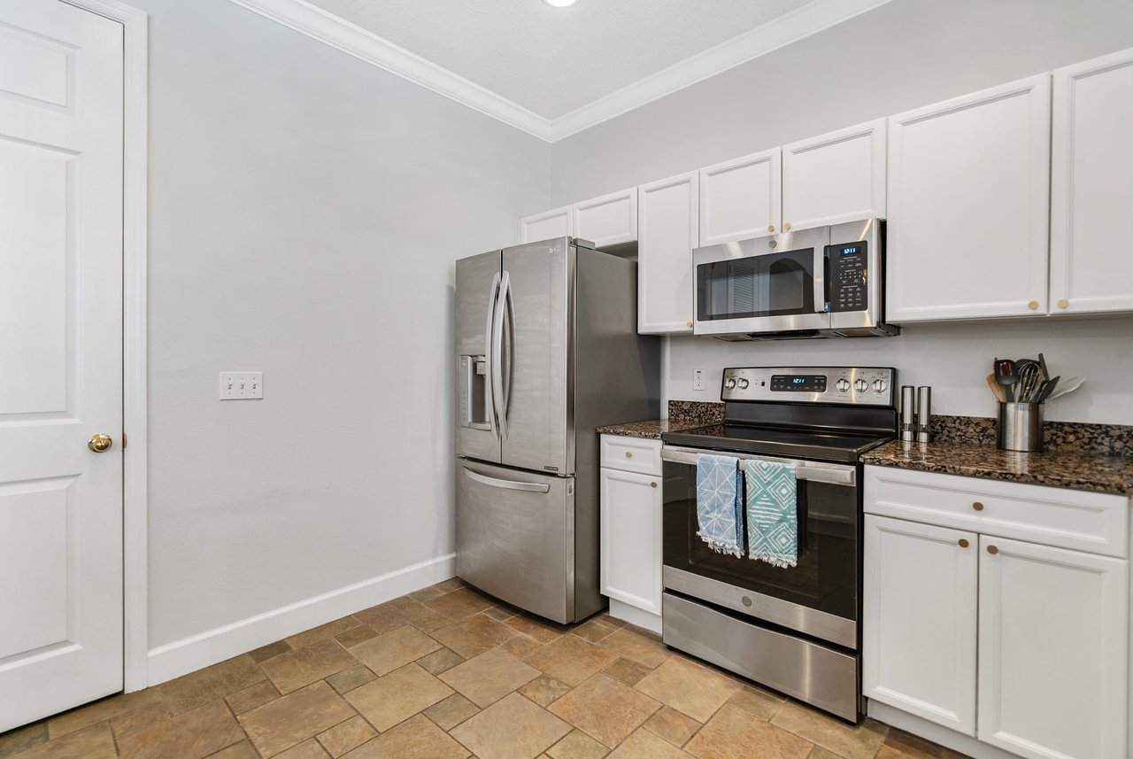 3111 W DE LEON STREET Unit: 4