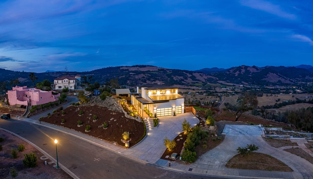 3927 Rincon Ridge Drive