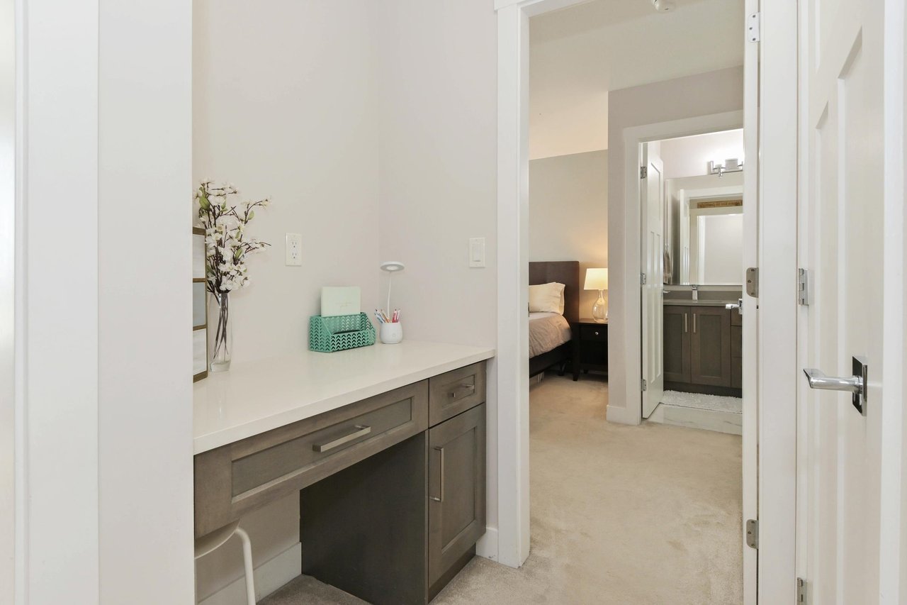 28-19299 64 Ave