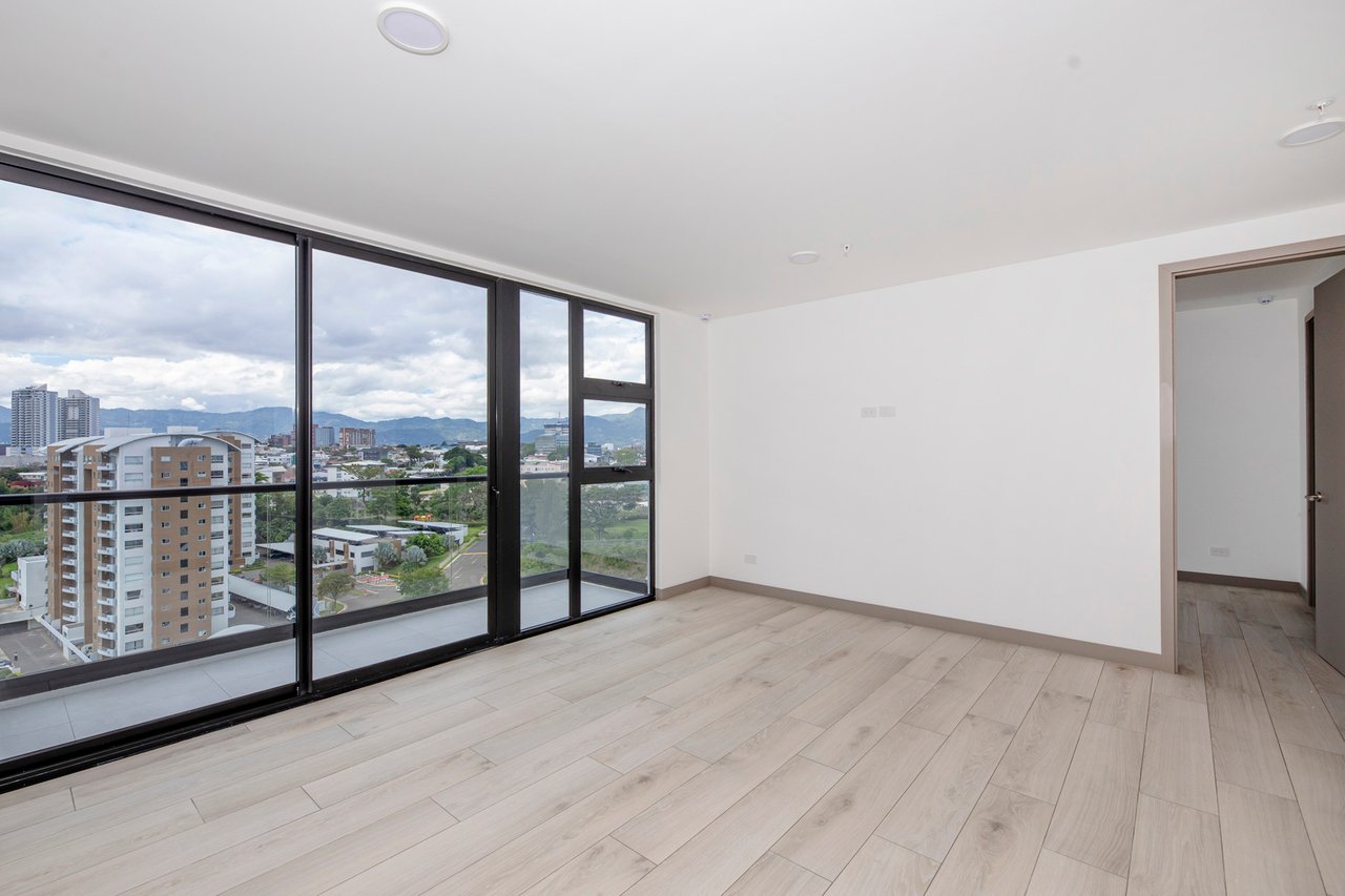 Corner Penthouse Nucleo Sabana, San Jose