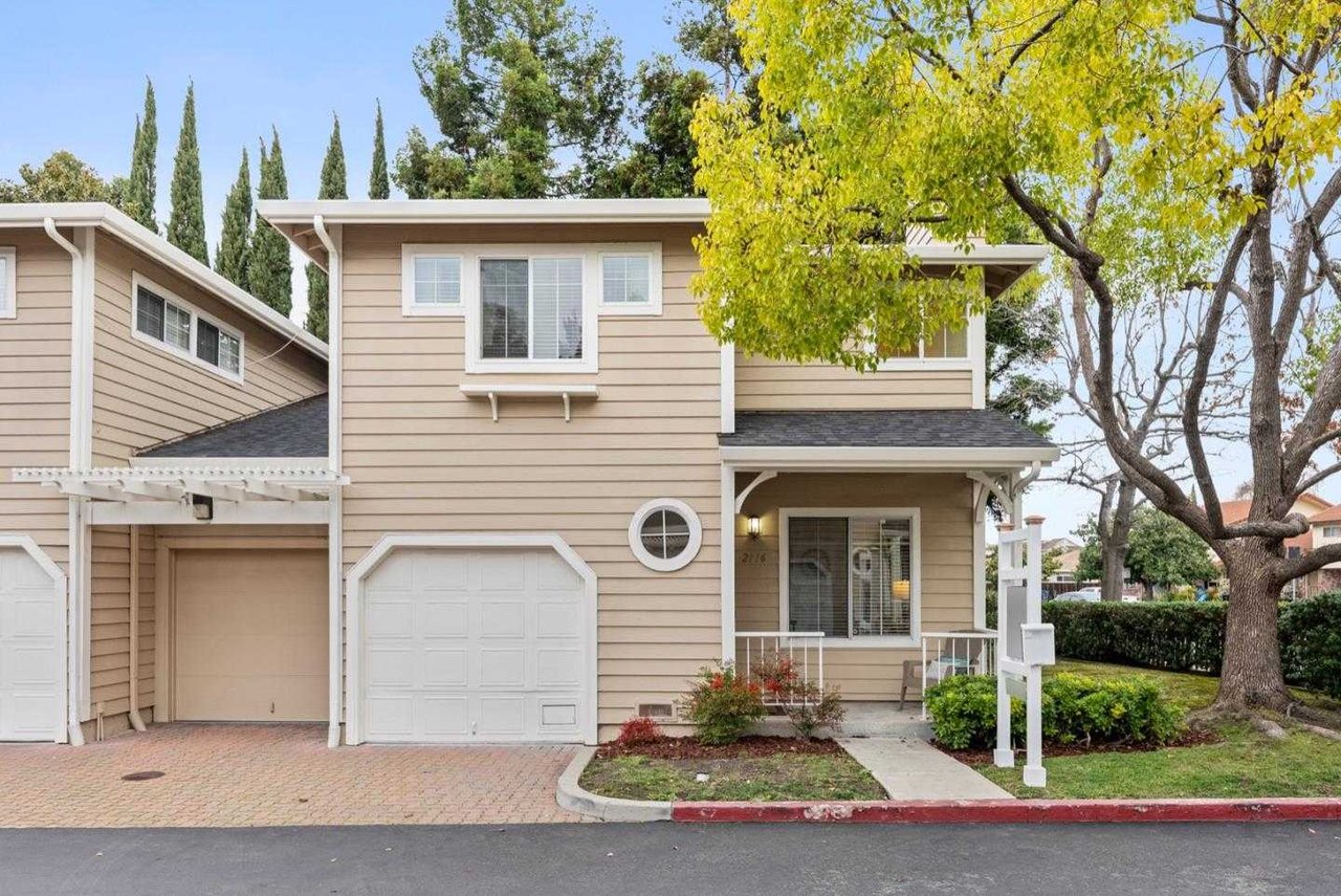 2116 Windrose PL