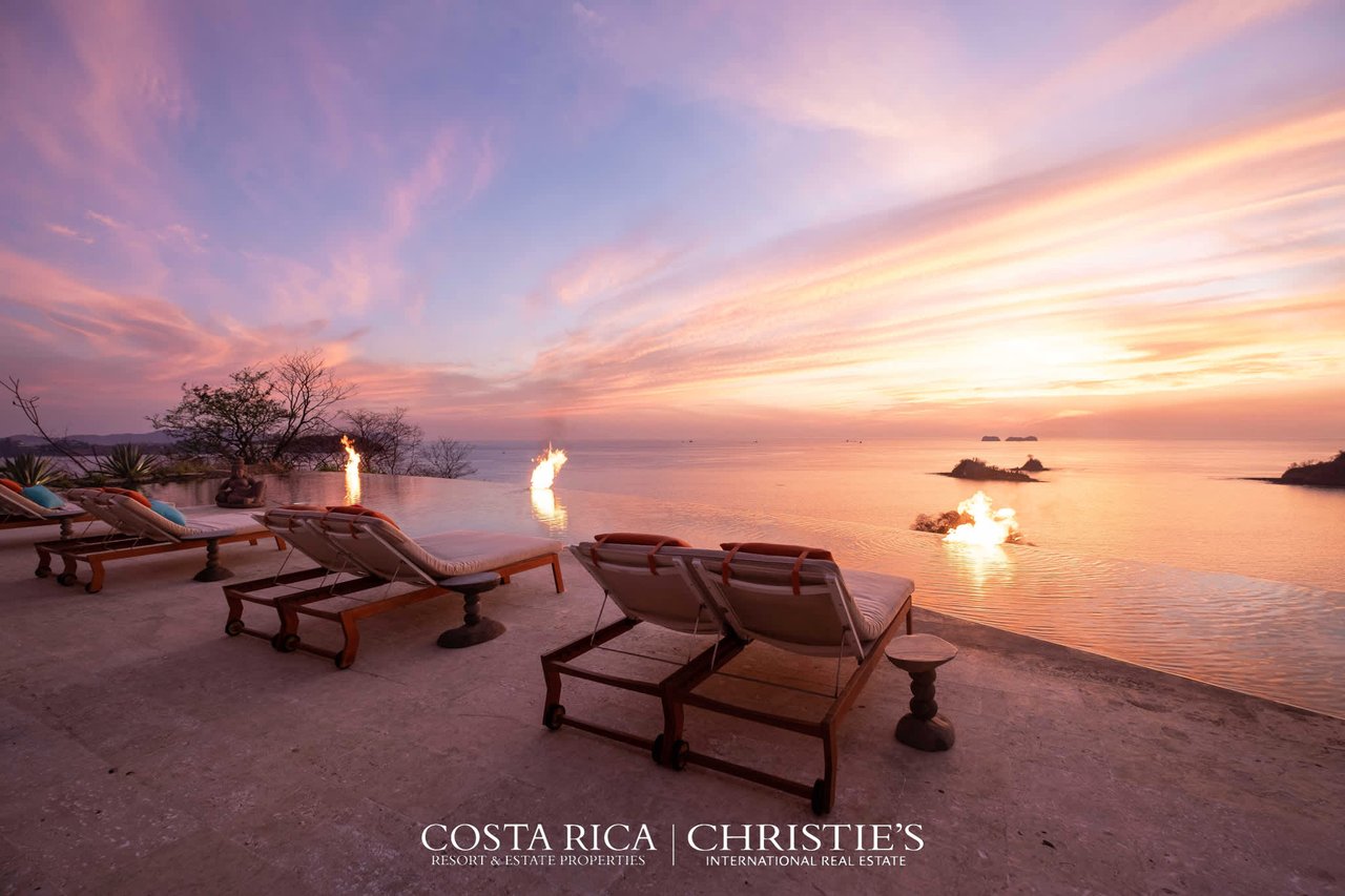 Casa Chameleon Residences Villa #2
