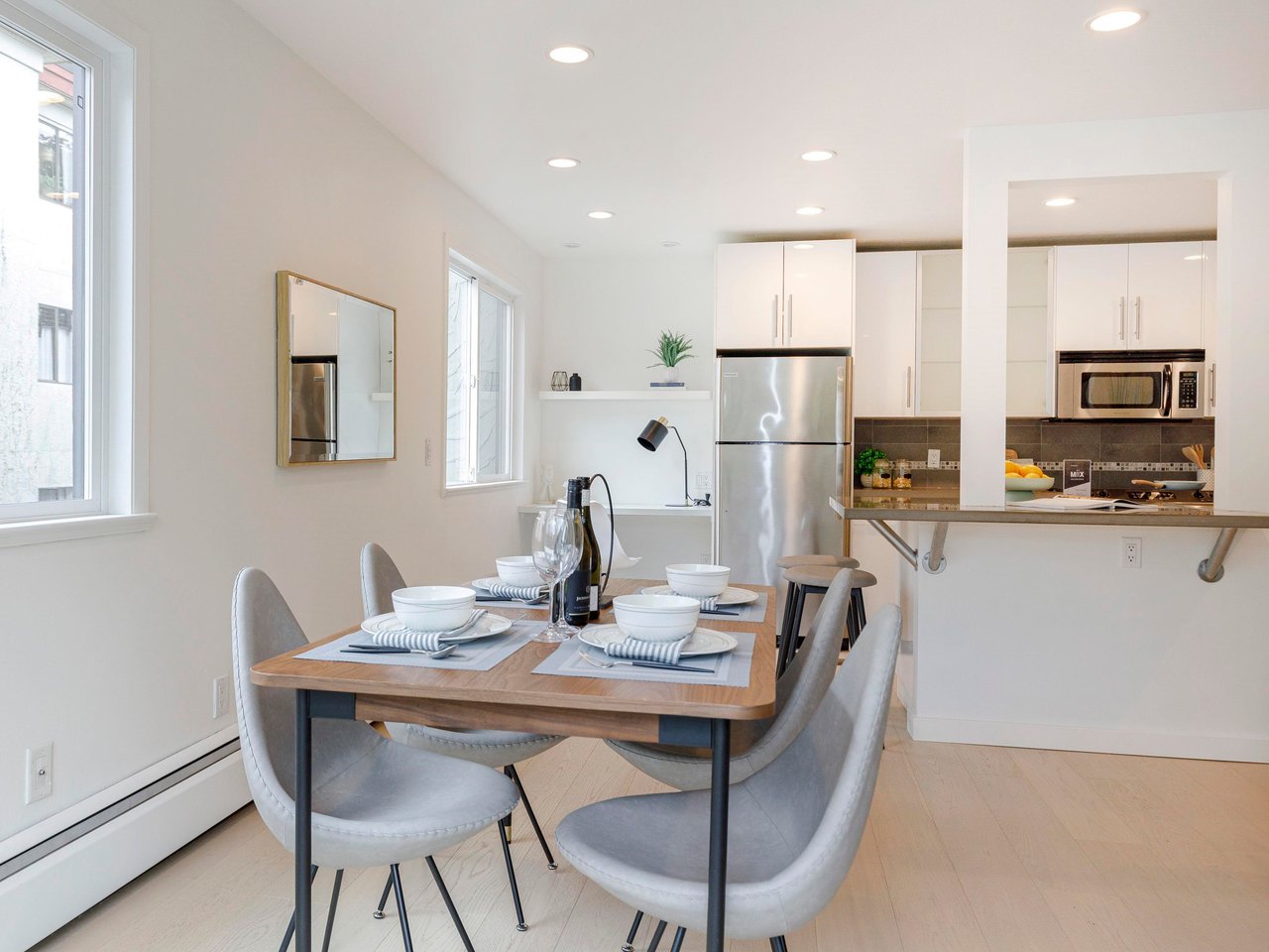 204-2770 Burrard St