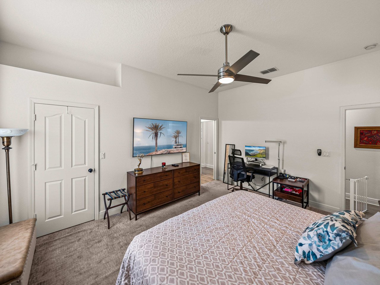13228 THOROUGHBRED DR