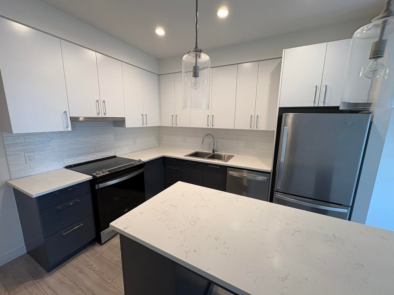 A401-20834 80 Ave