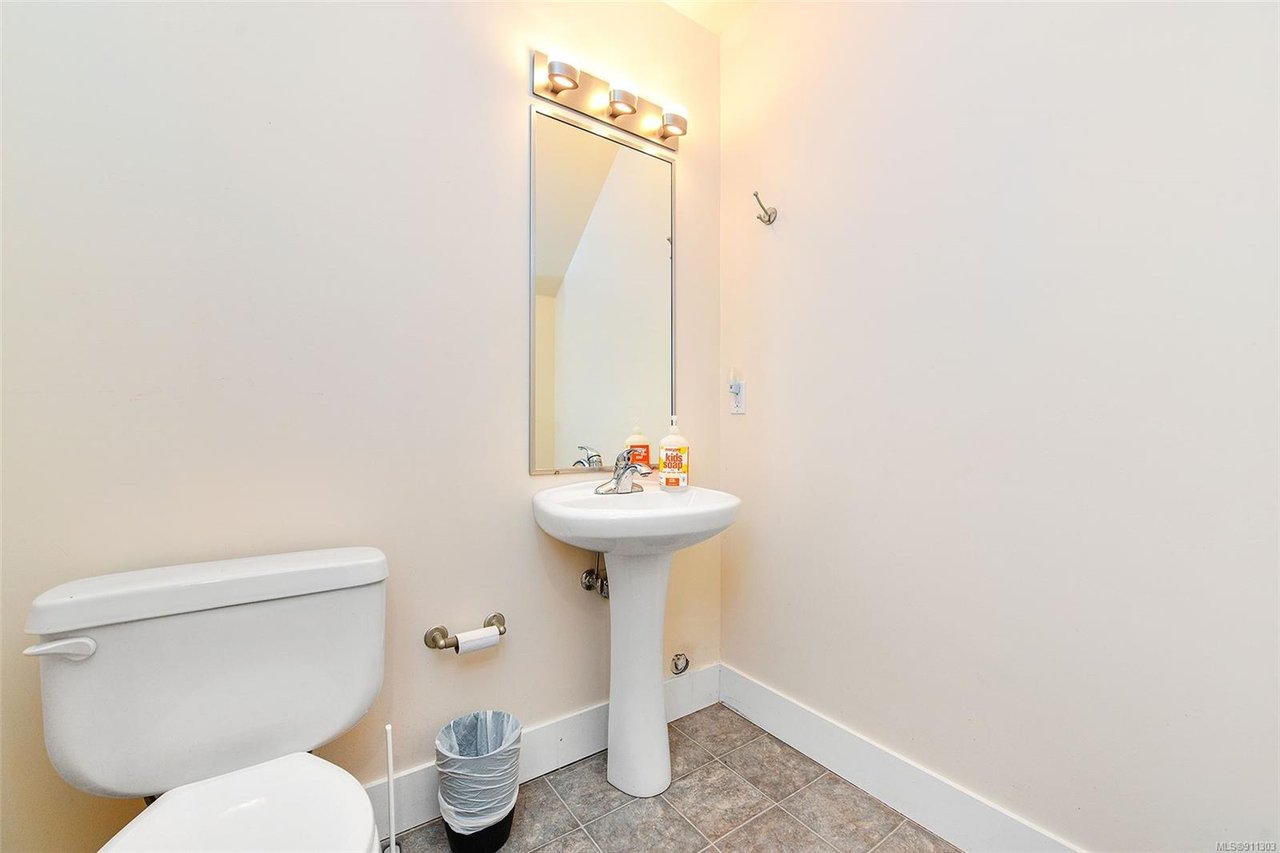 108-1924 Maple Ave, Sooke