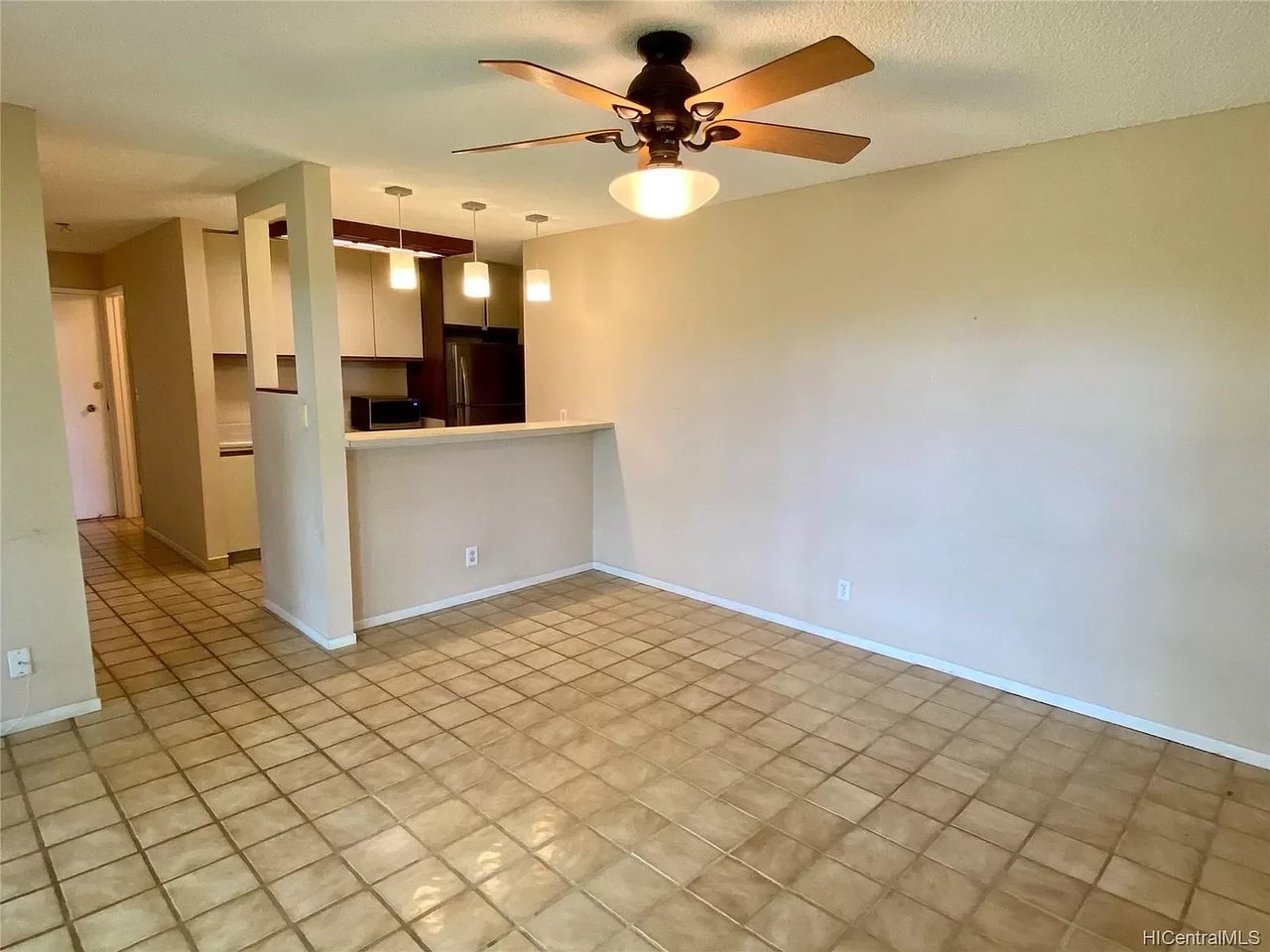 3721 Kanaina Avenue Unit 102