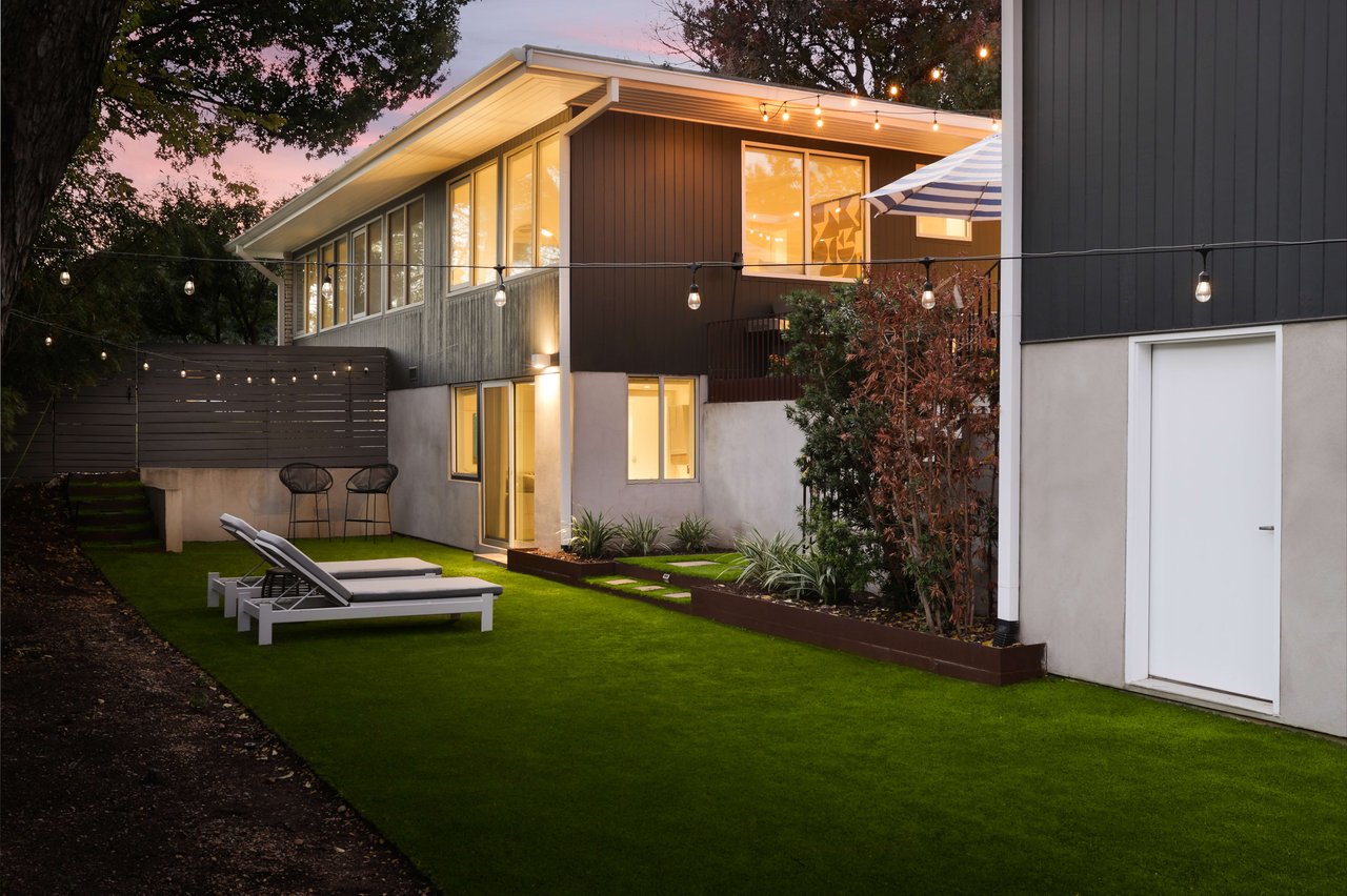 2208 Sunny Slope Drive