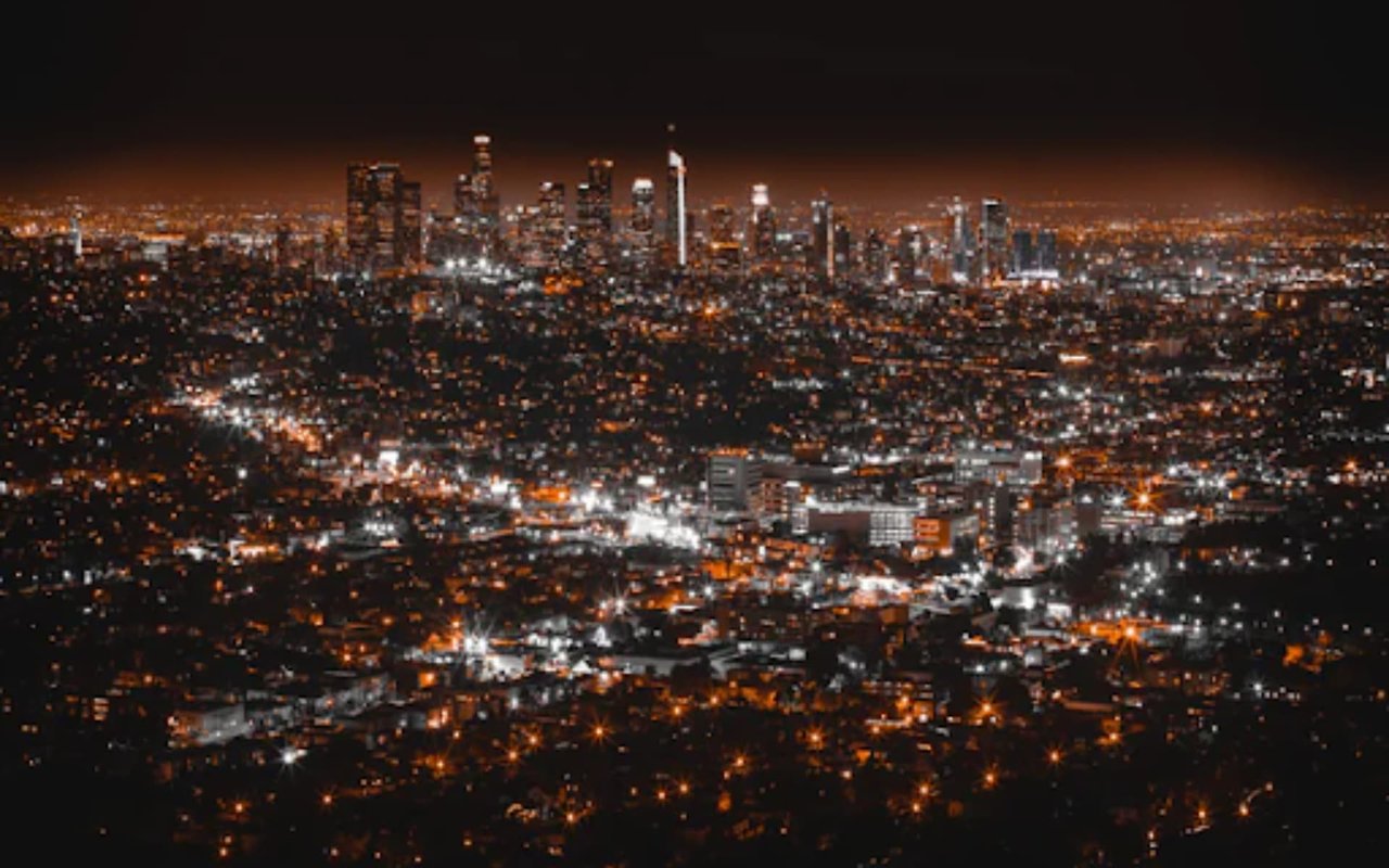 How to Close a Deal In a Hot Market