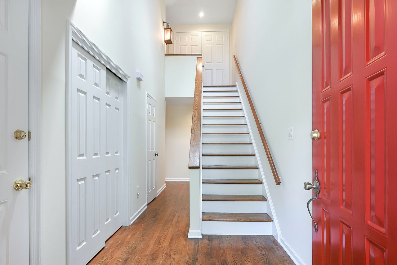21 Whitman Lane