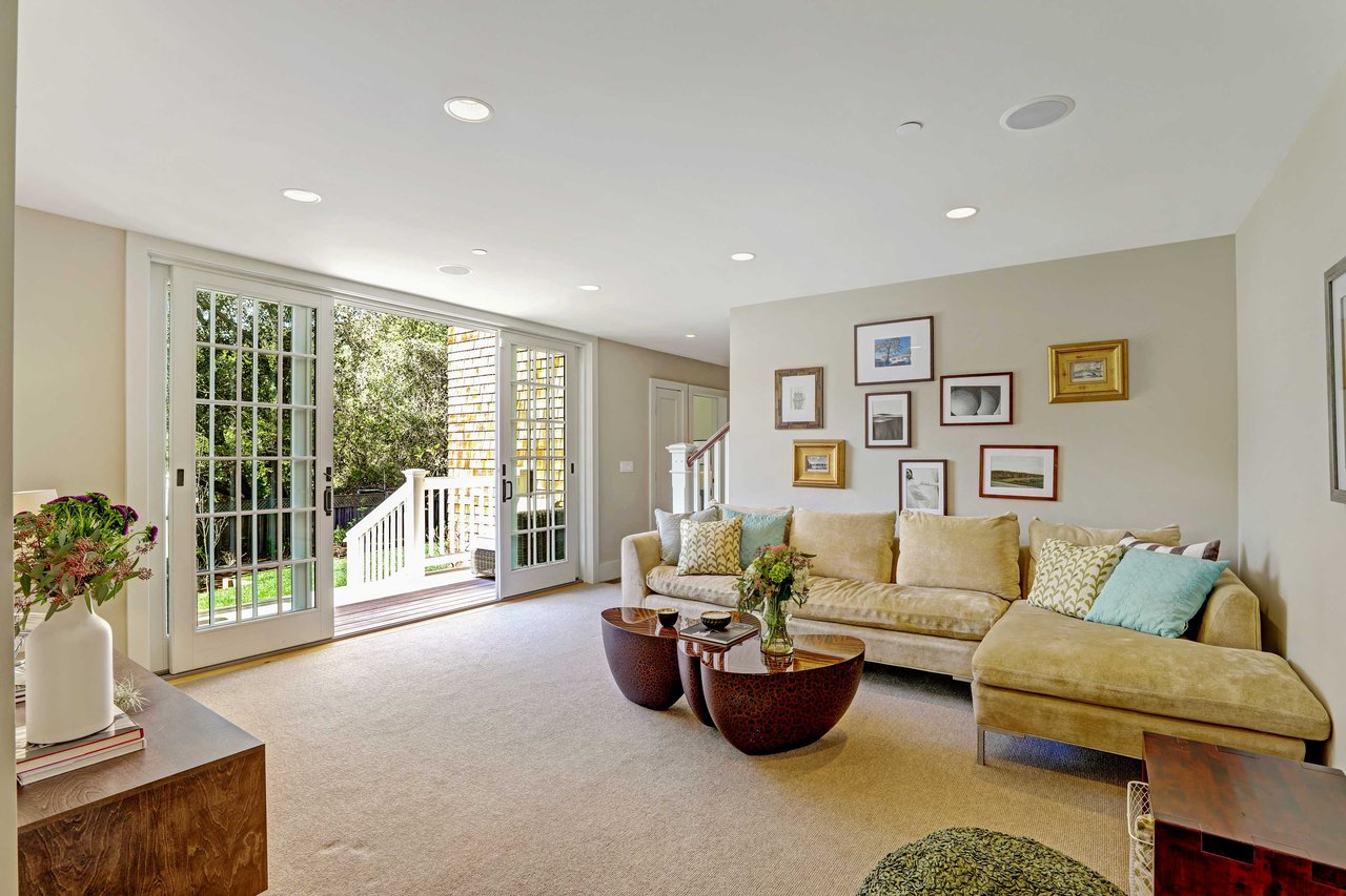 186 Prospect Ave