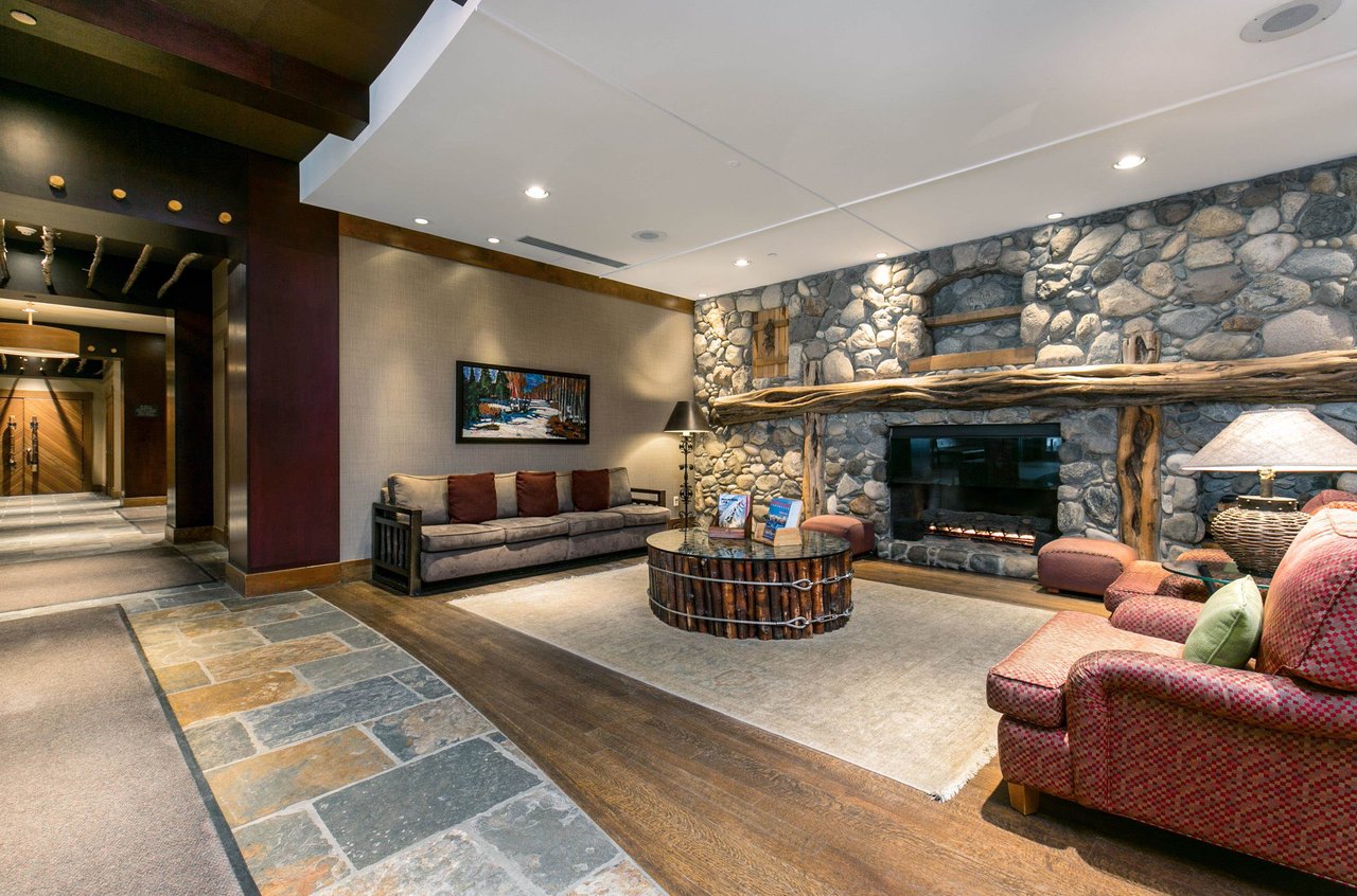 432C-2036 London Ln