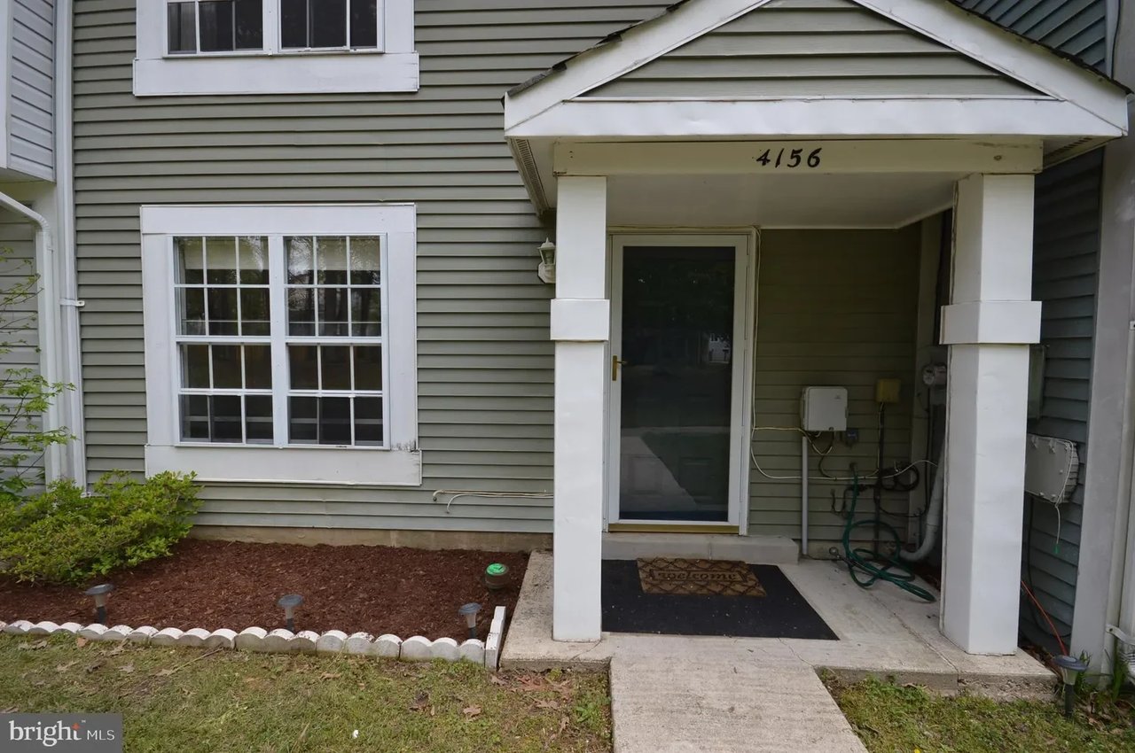 4156 Bluebird Dr