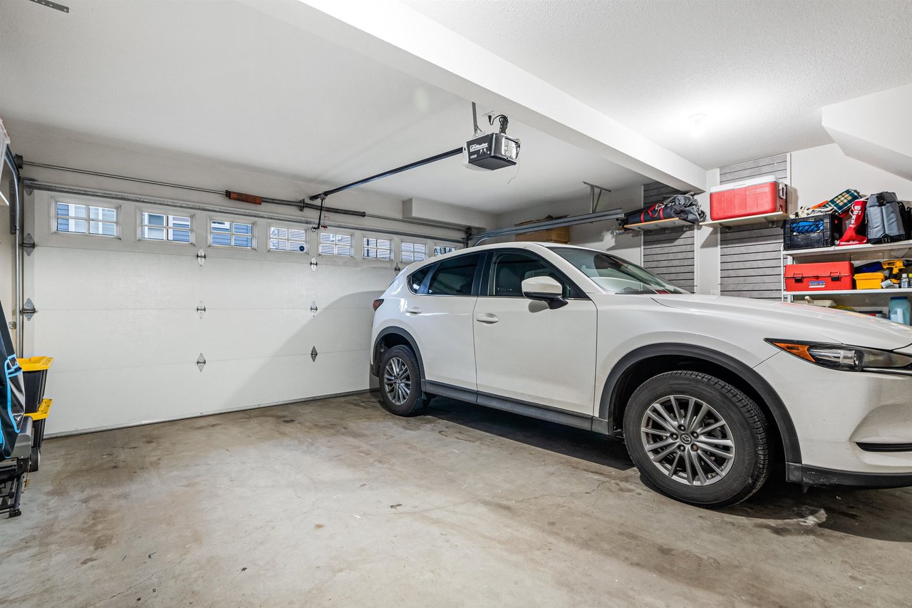 46-15405 31 Ave