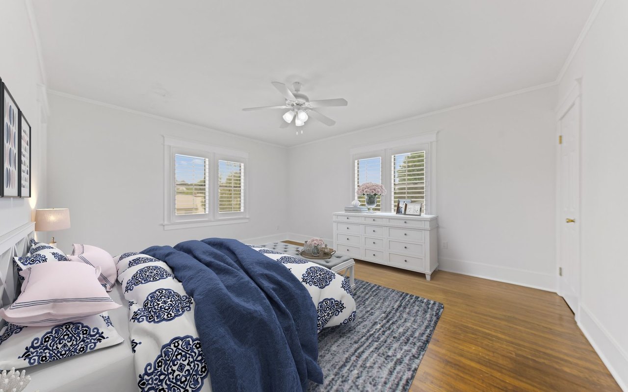3104 S BEVERLY DR