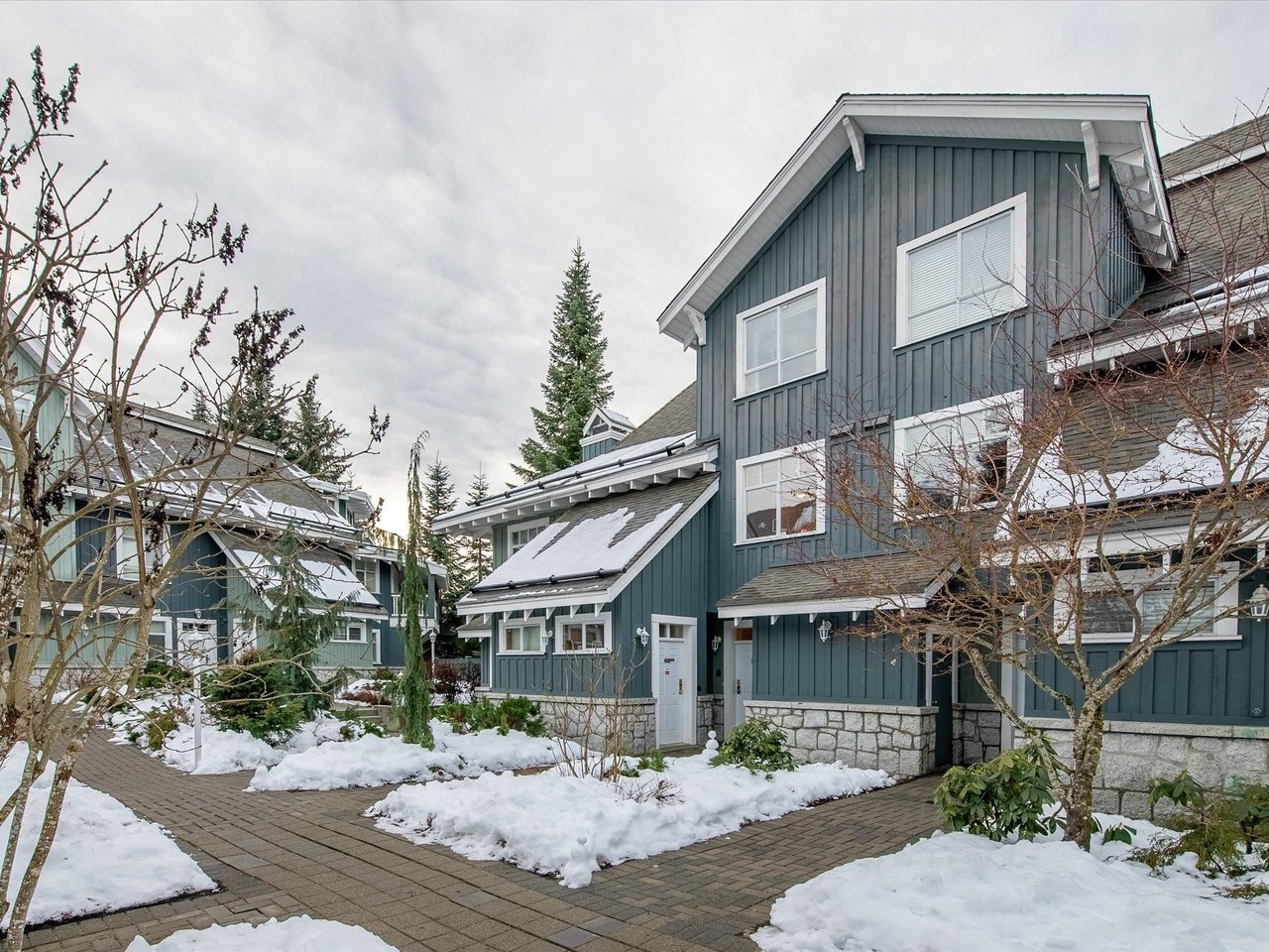 203-4405 Blackcomb Wy