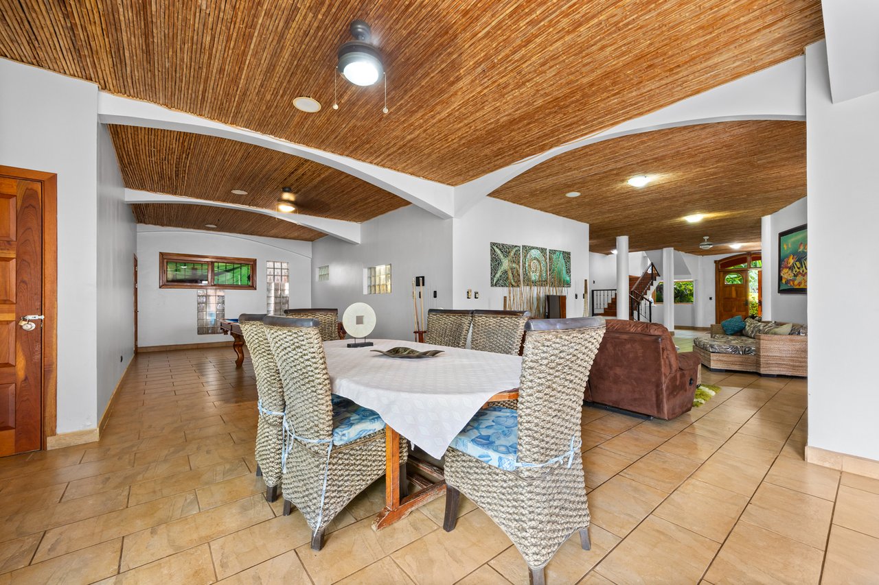 Titled Beachfront Luxury Estate, Flamingo, Guanacaste