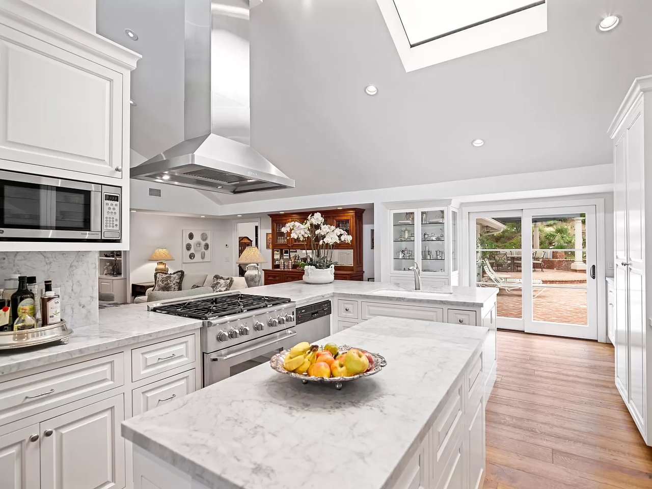 60 Royal Saint George Rd