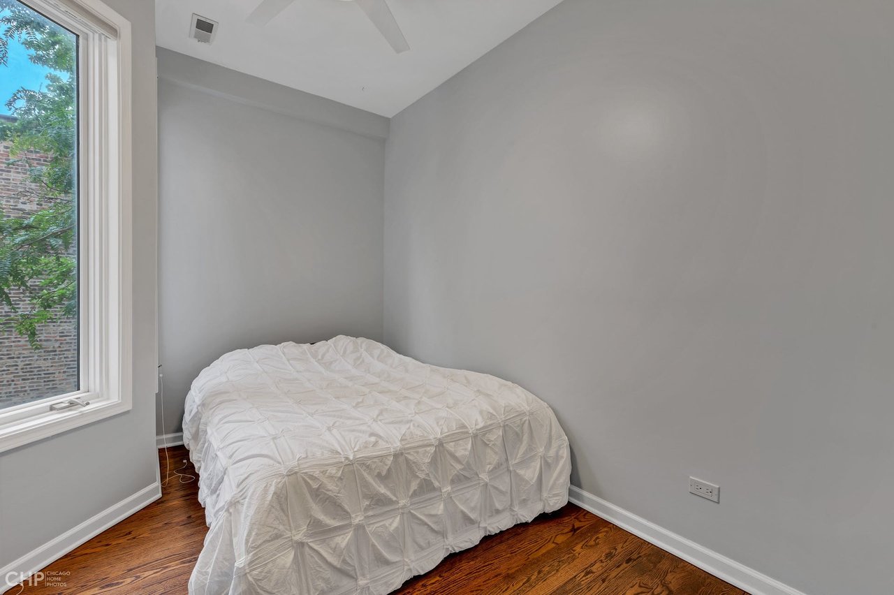 2139 N DAMEN  Avenue, Unit 3