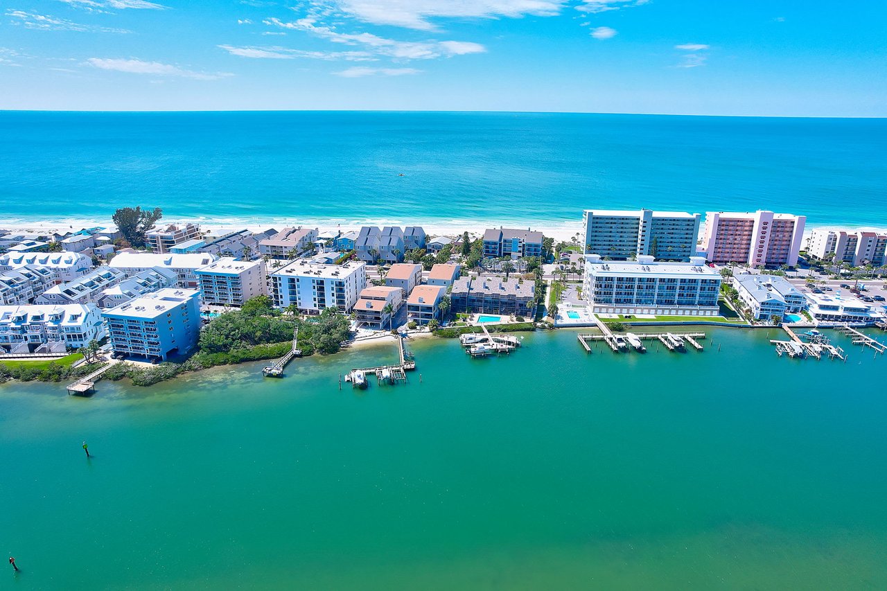 10280 Imperial Point Dr W, #20, Largo, FL 33774