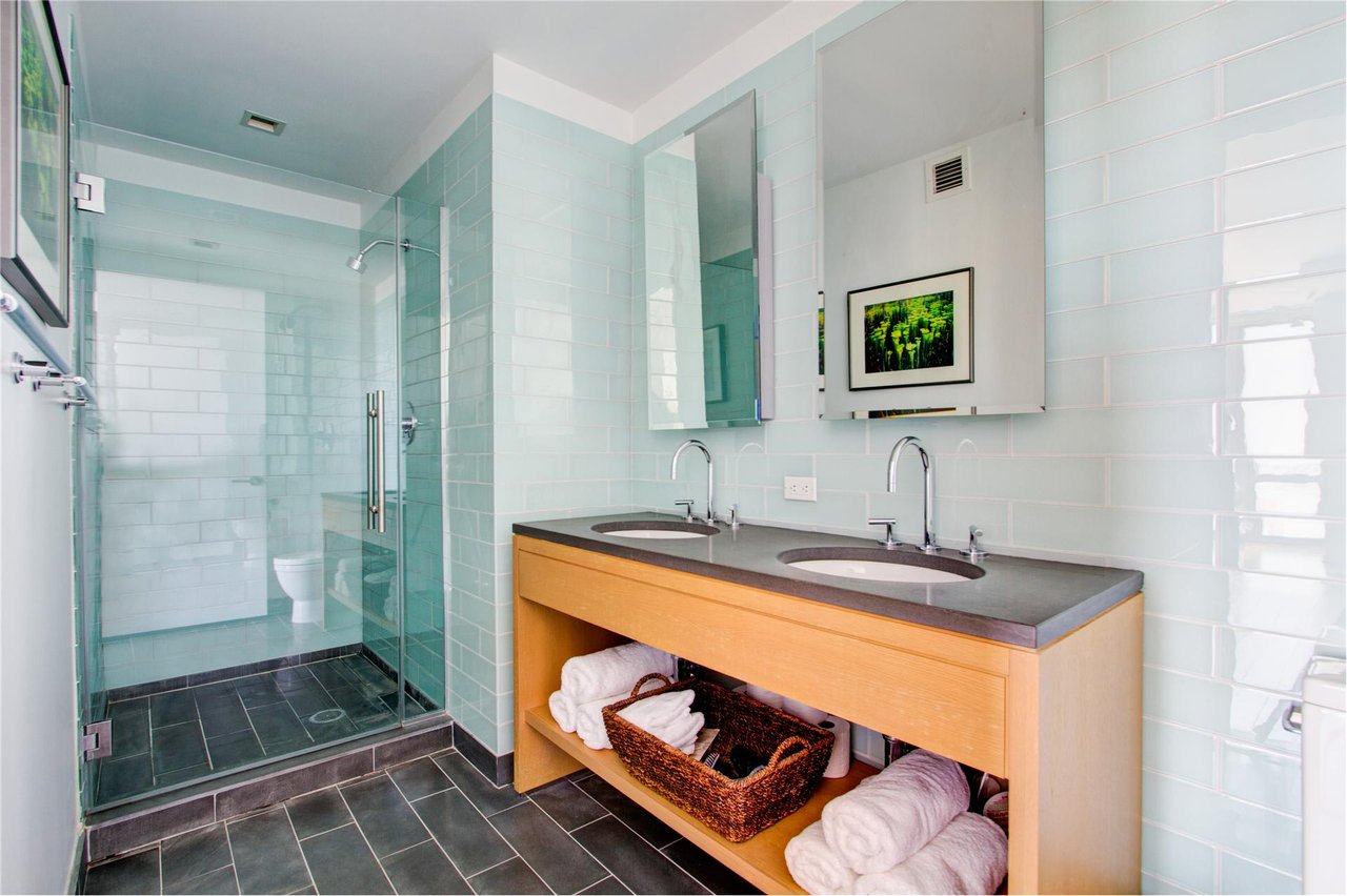 310 West 52nd St, 29C