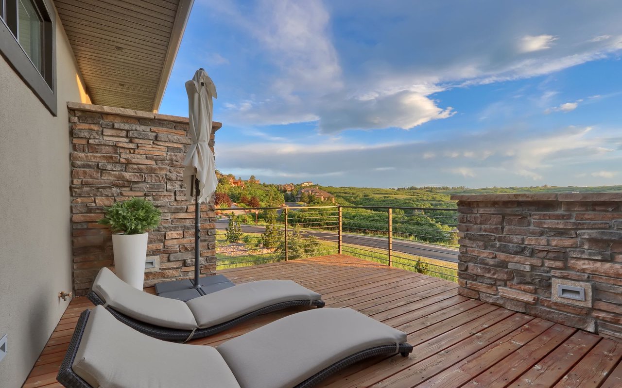 13043  Whisper Canyon Road