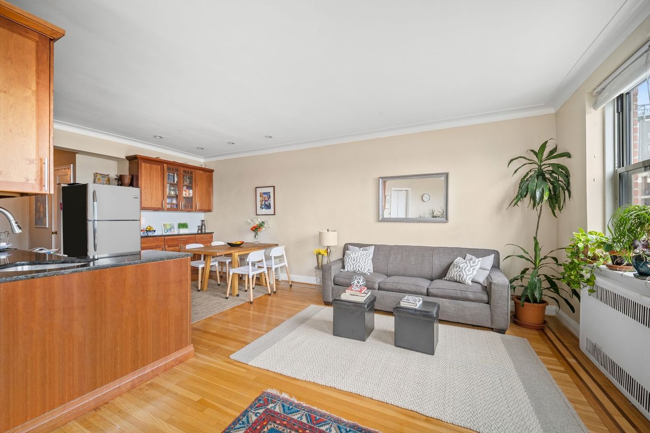 45 Plaza St W Unit: 6D