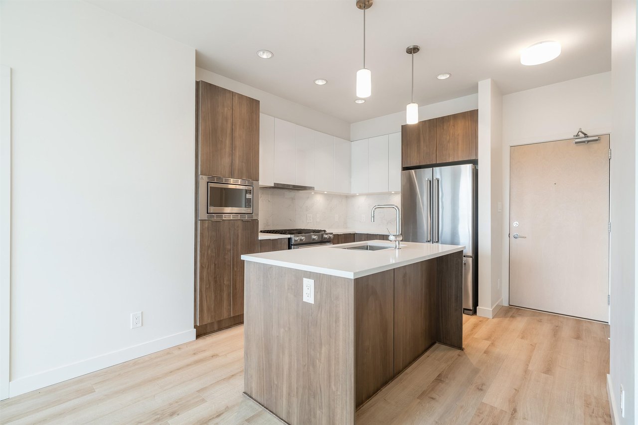 607-2188 Madison Ave
