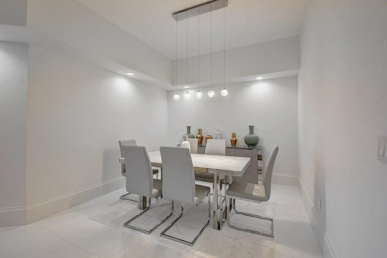 2542 Coco Plum Blvd 801