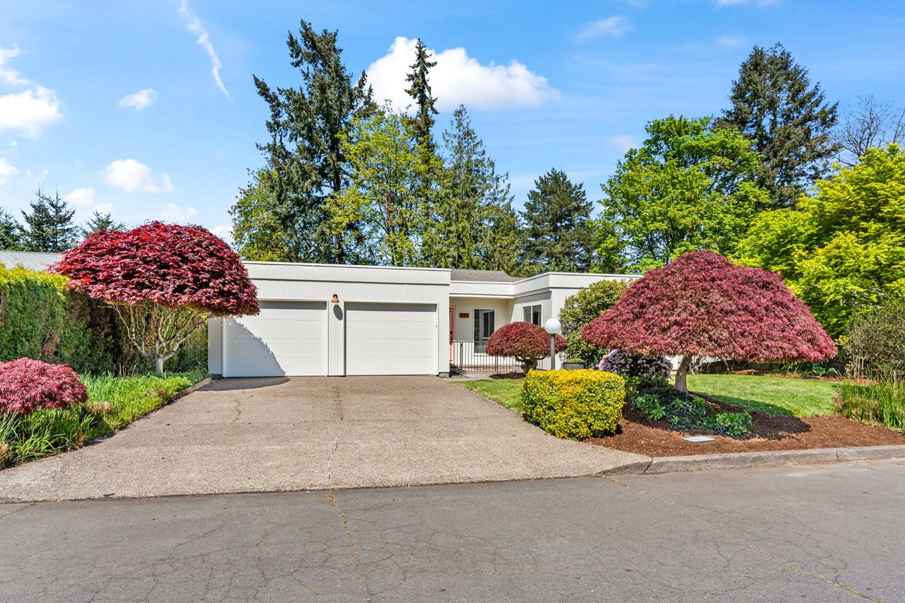 Just Listed | Plum Royale