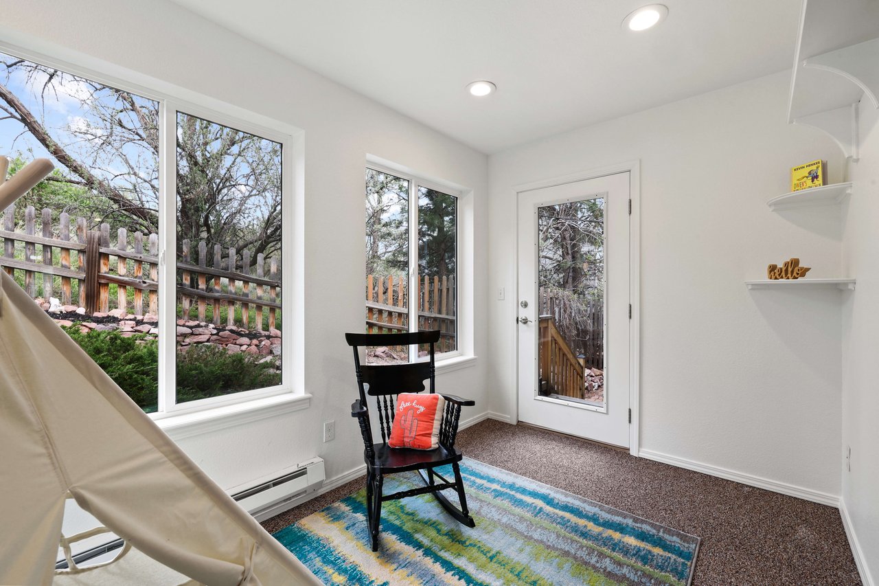 5423 Lions Gate Lane