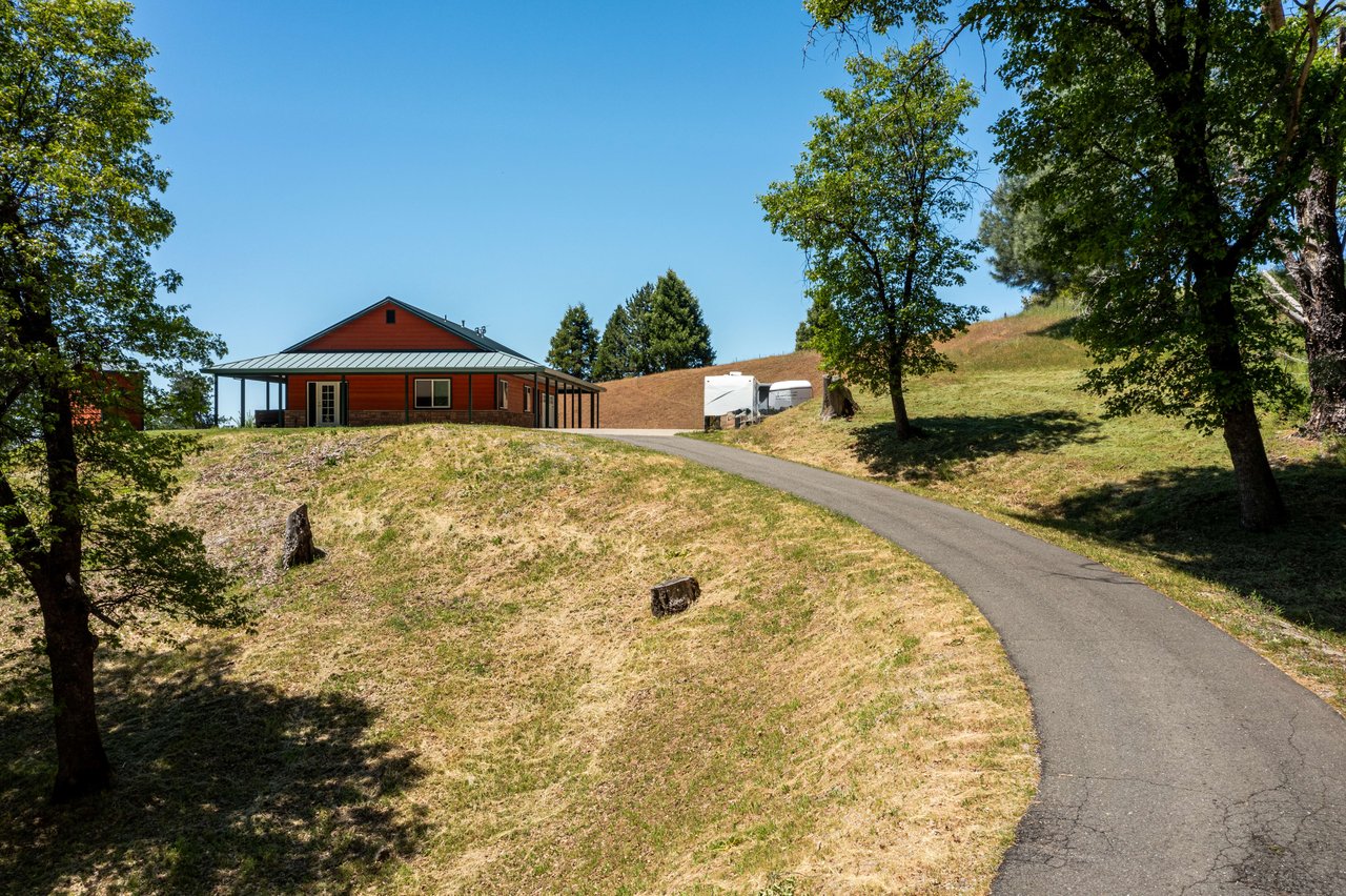 501 Shell Ln, Placerville