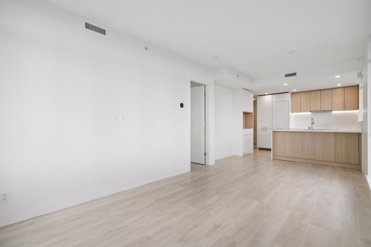 1805-13318 104 Ave