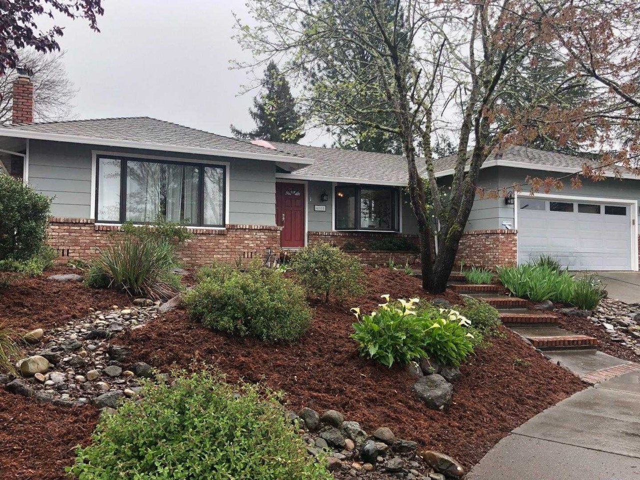 4885 Devonshire PL