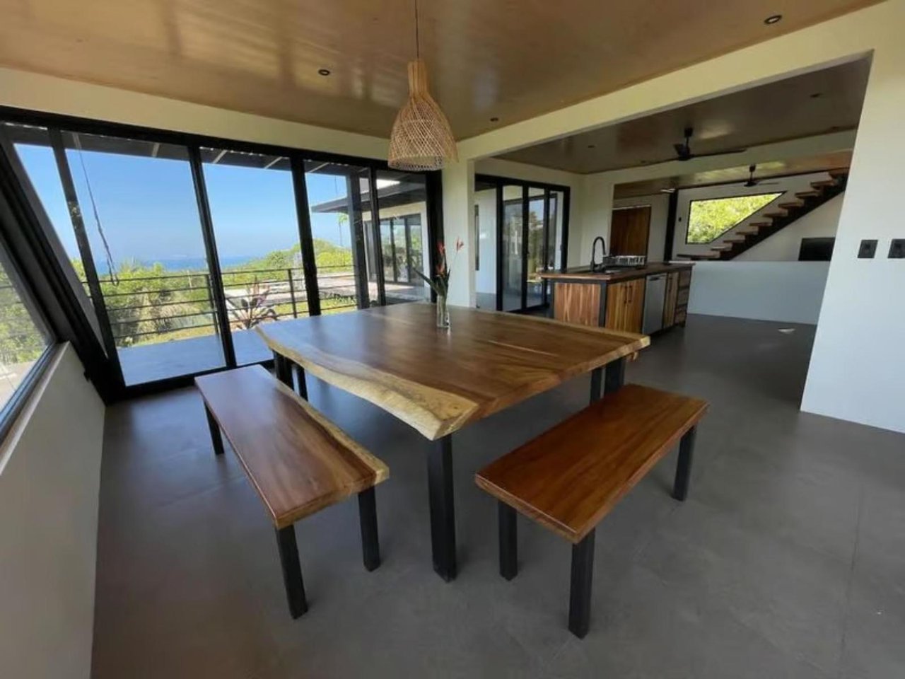 Modern Ocean View Home, Dominical, Puntarenas