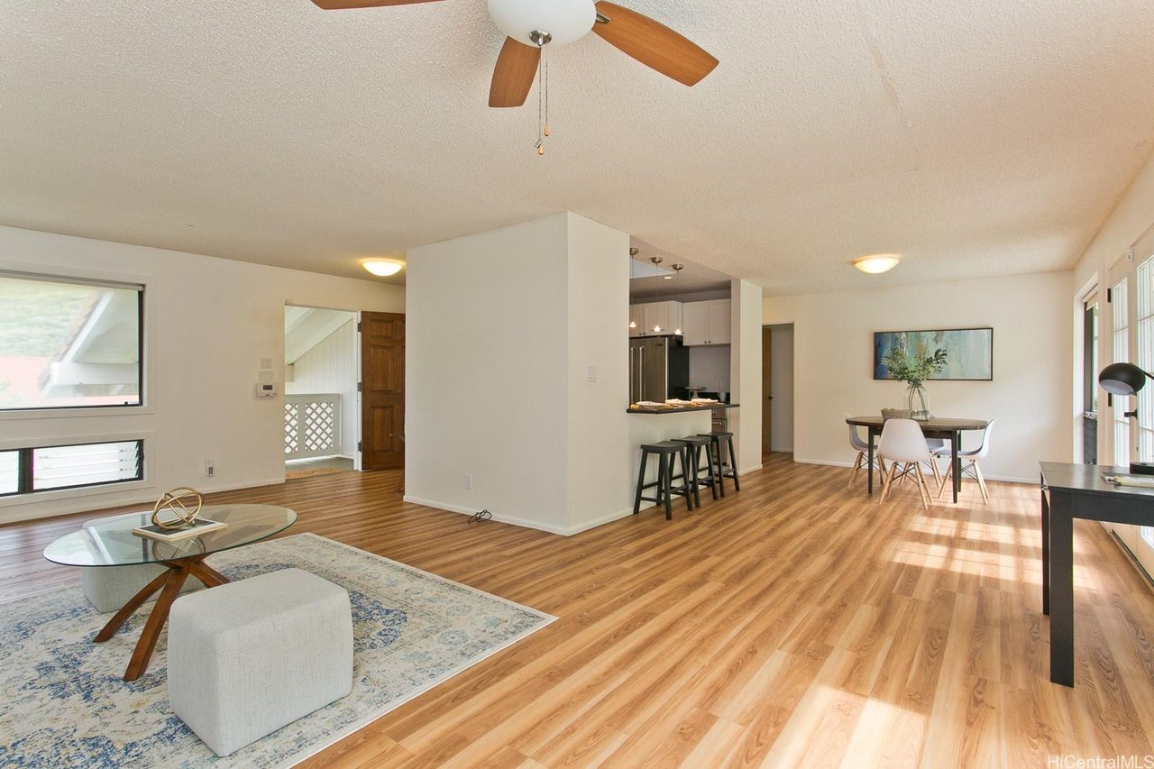 1369 Kaeleku St