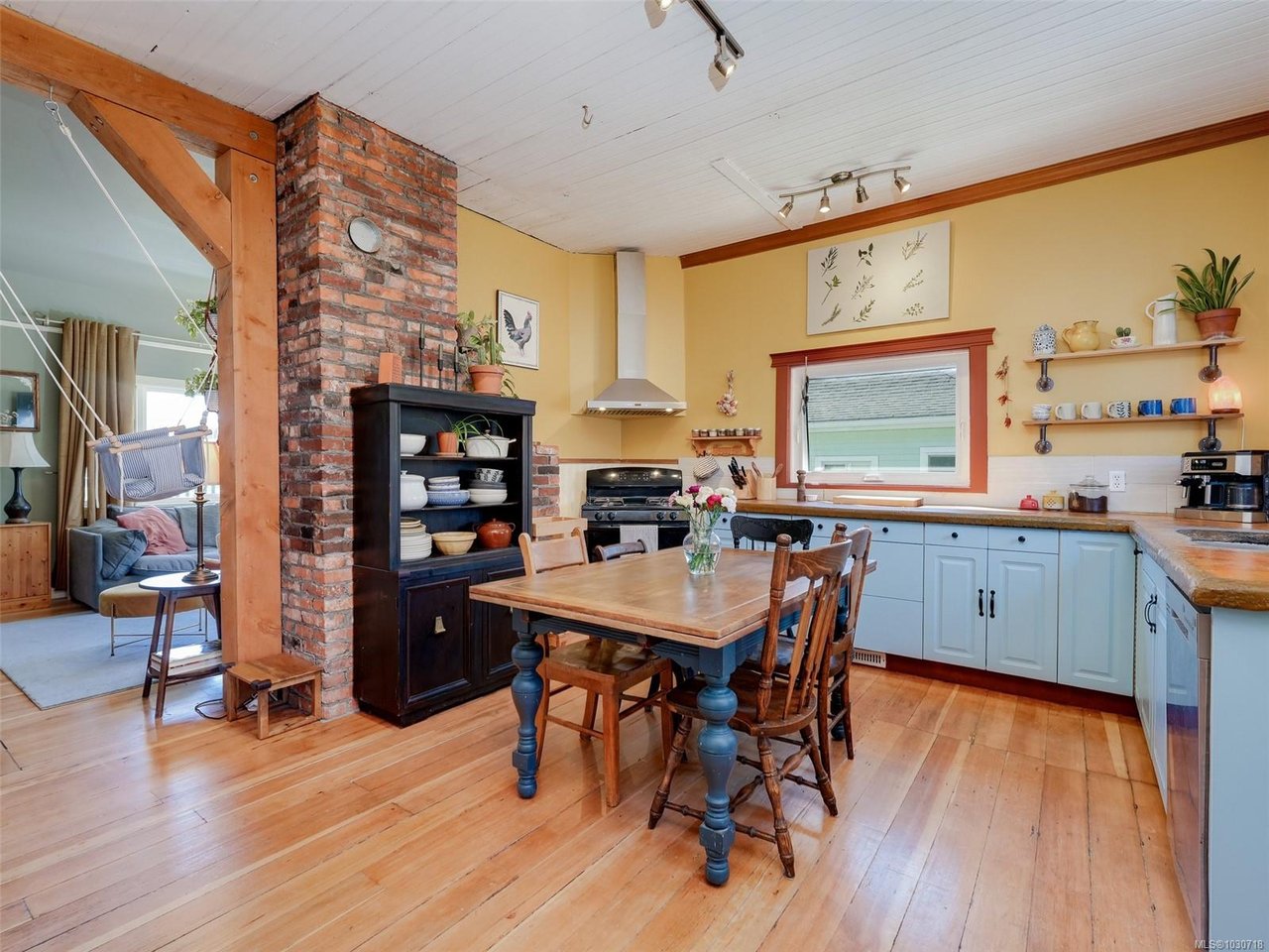 506 Gore St, Esquimalt