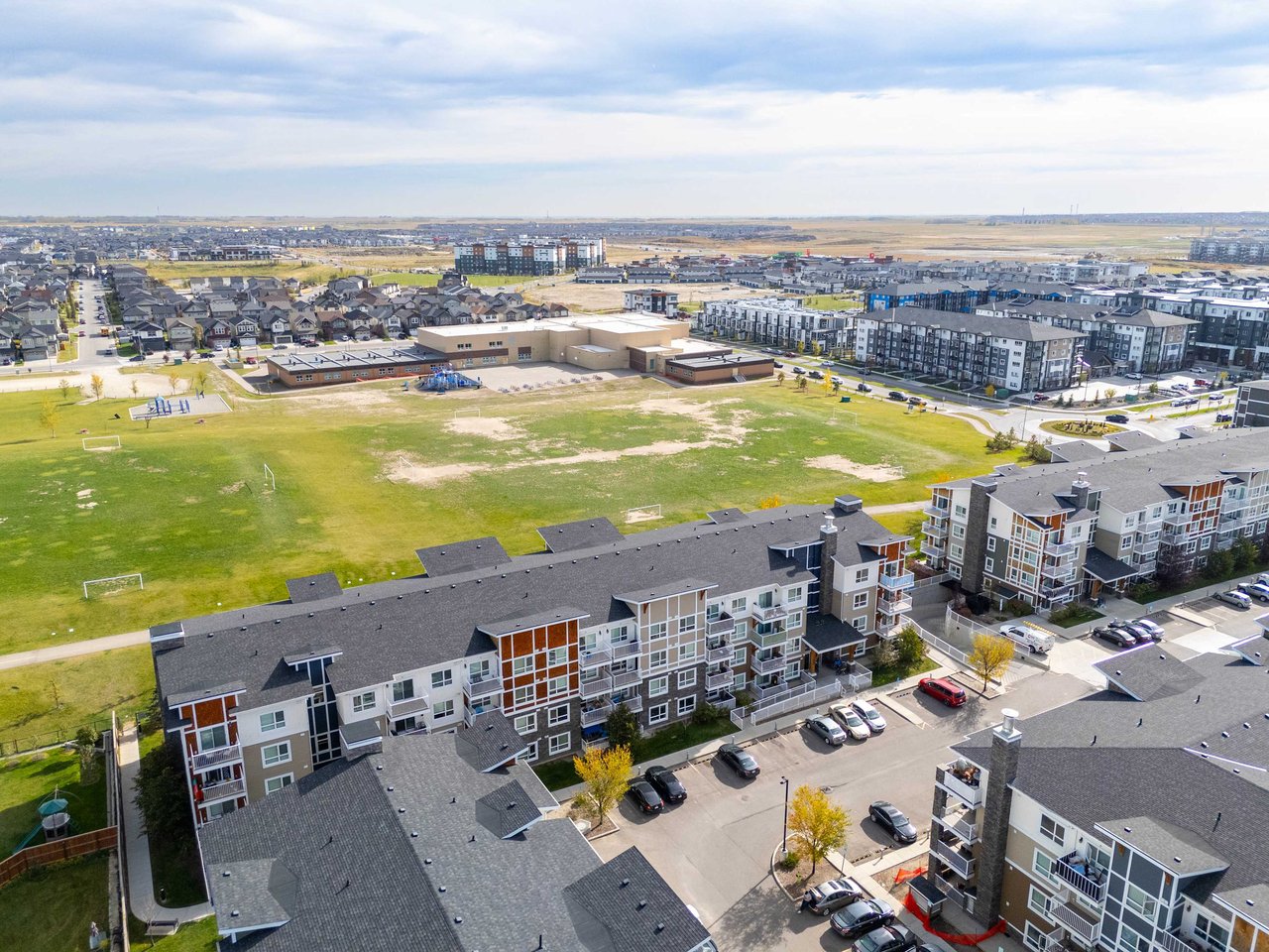 302 Skyview Ranch Drive NE Unit: 6406