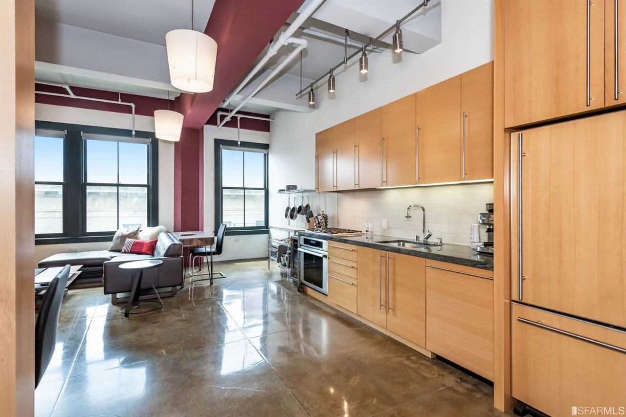 2 Mint Plaza, #406