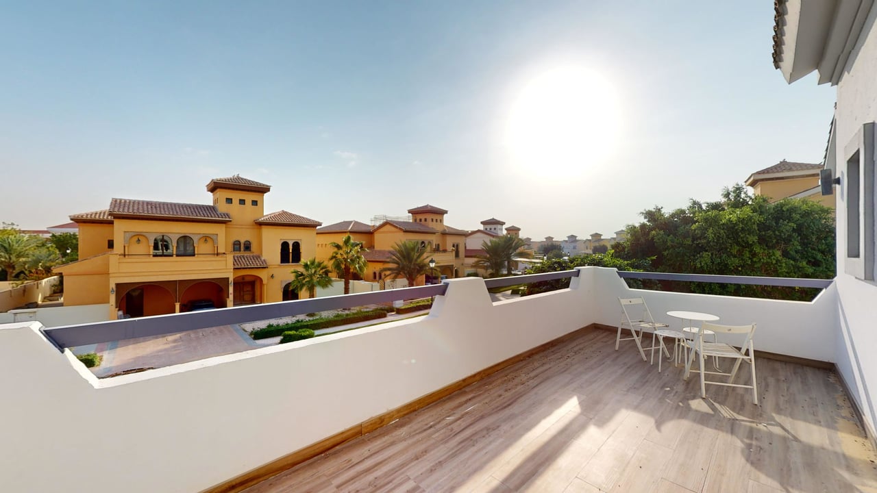 Beautiful 6 Bed Valencia Villa